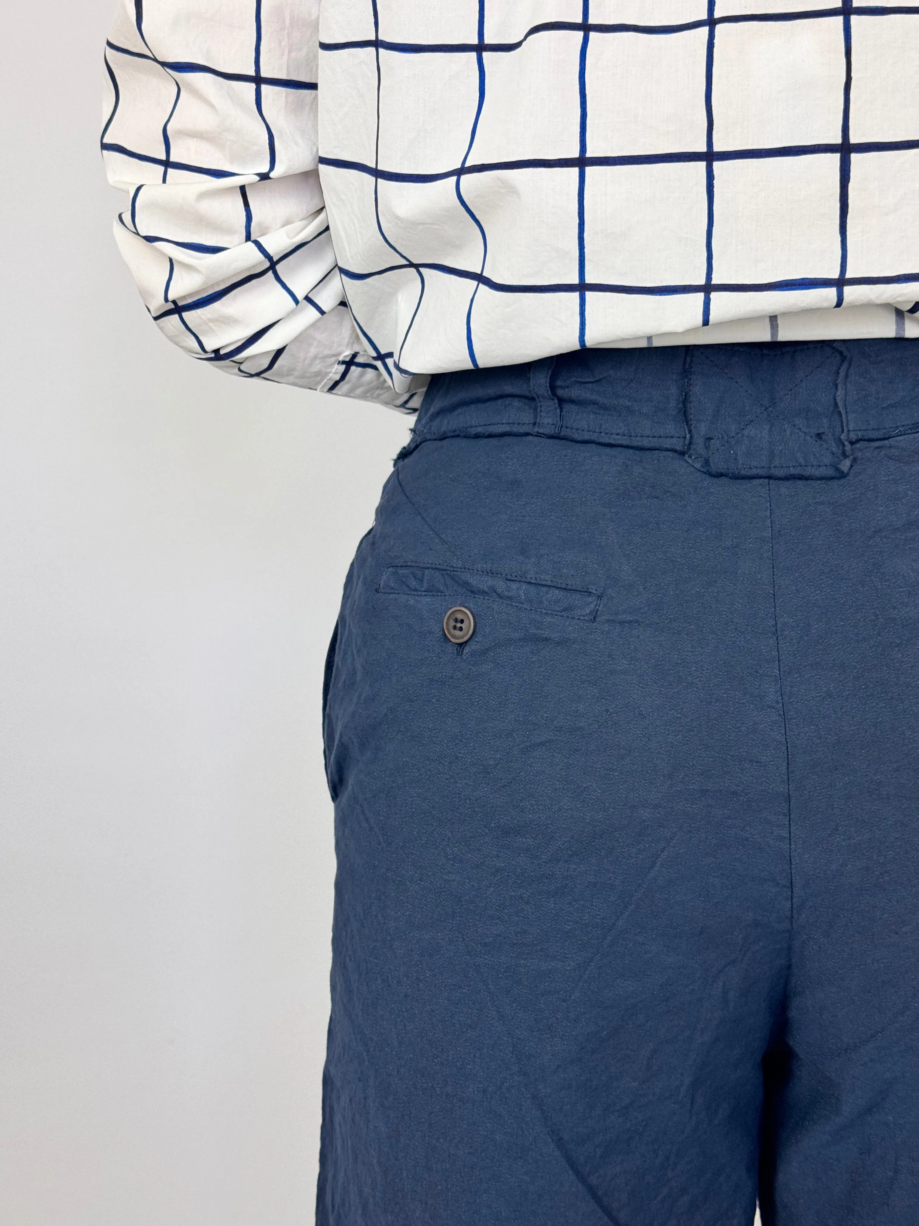 Aequamente 106 Trousers Abisso