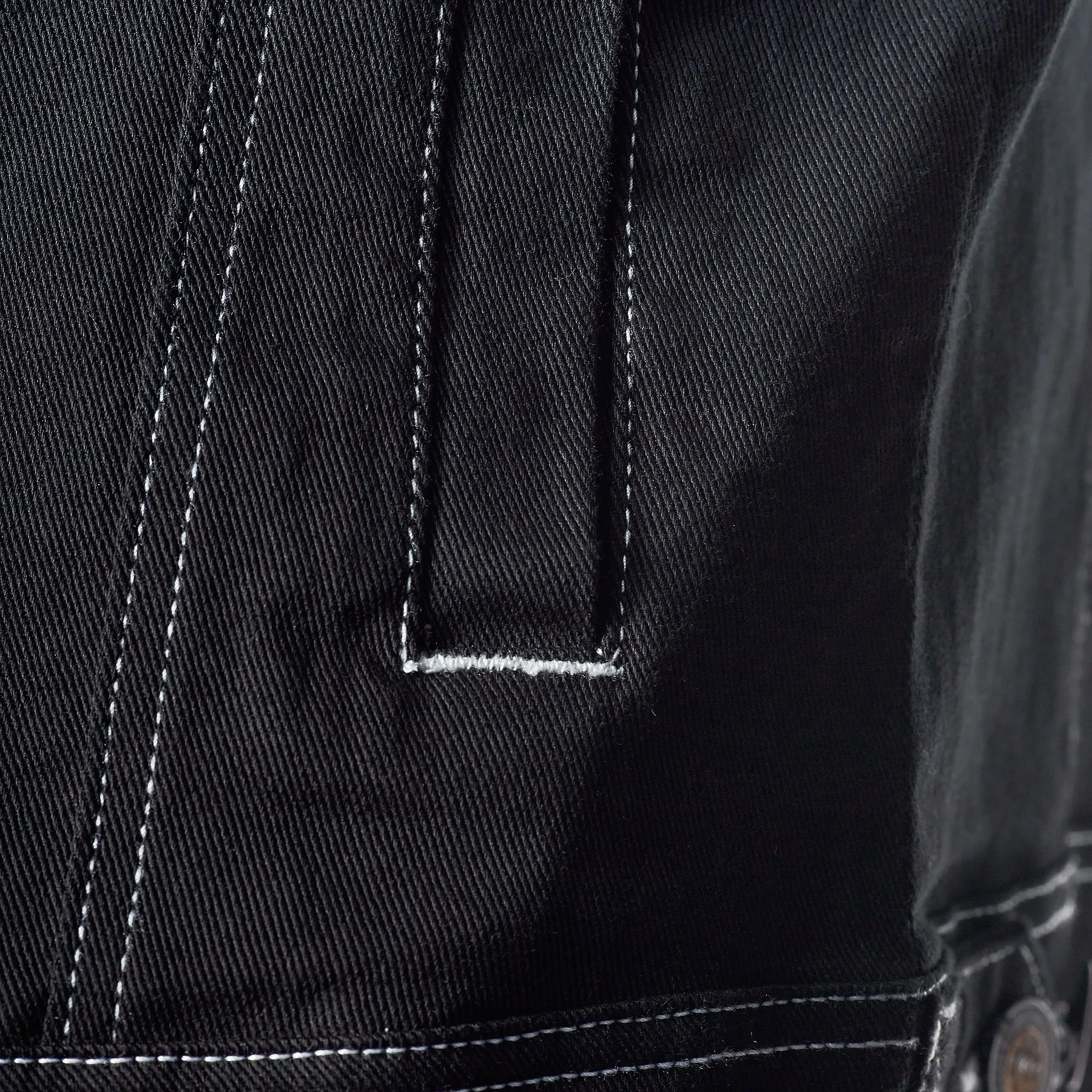 BLACK / RED GRADIENT DENIM JACKET