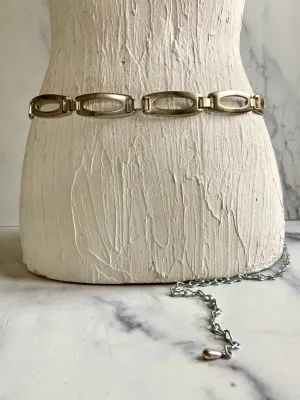 Little bit roundy rectangle chain belt