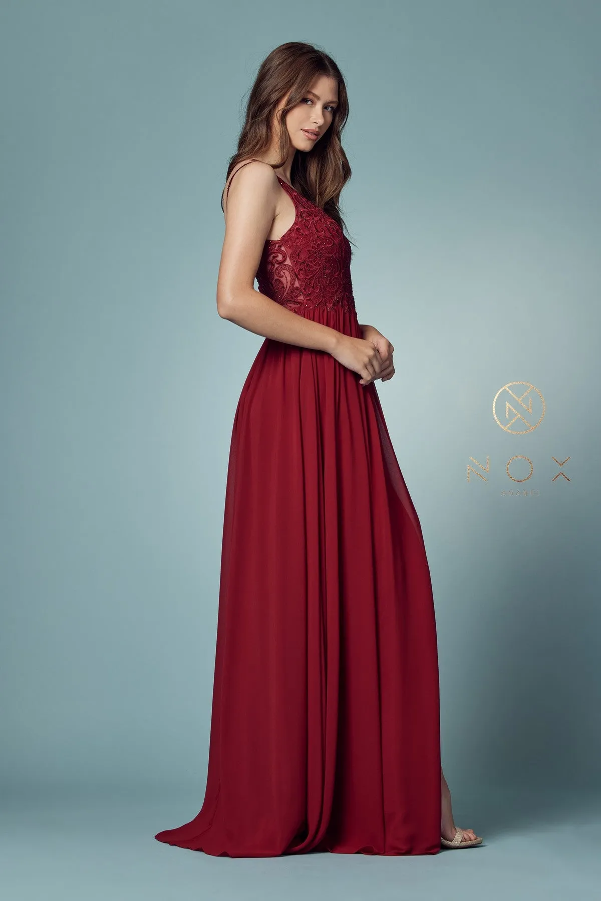 PLUNGE SWEETHEART EMBROIDERED NECK A-LINE GOWN WITH SIDE SLIT_Y299