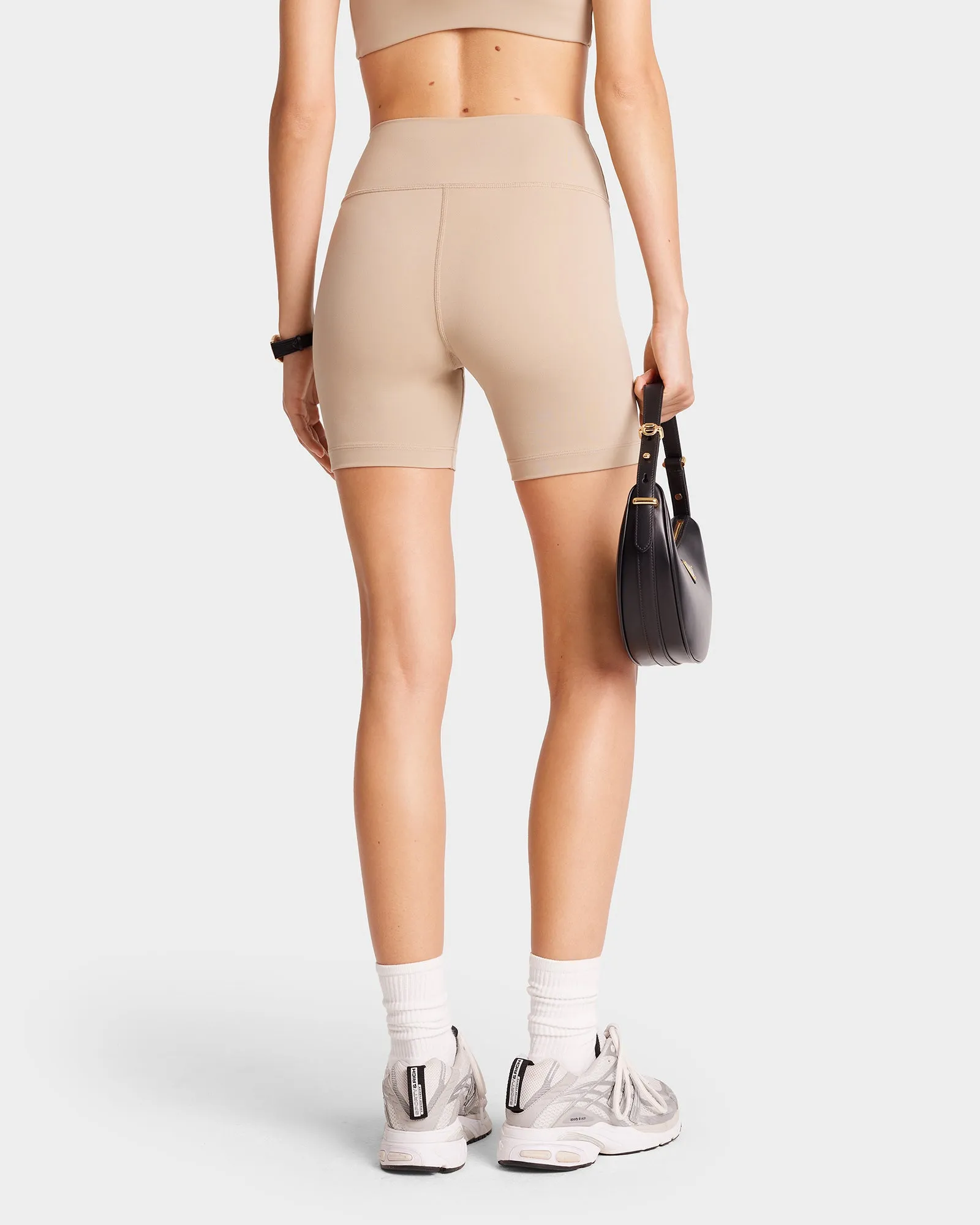 Serif Logo Biker Short - Elephant/White