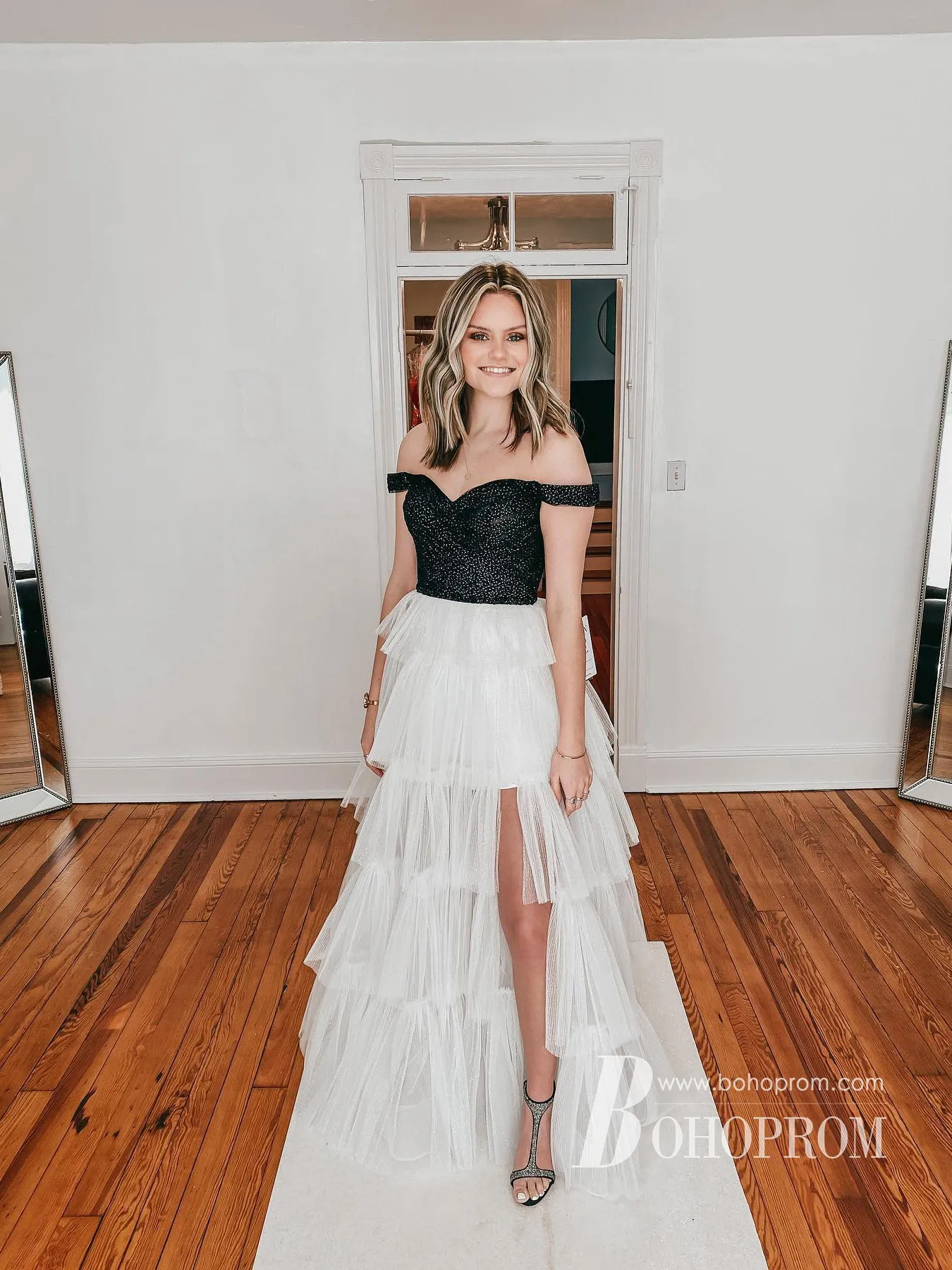 Sparkly Off-the-shoulder Tiered Tulle A-line Prom Dress With Slit PD737