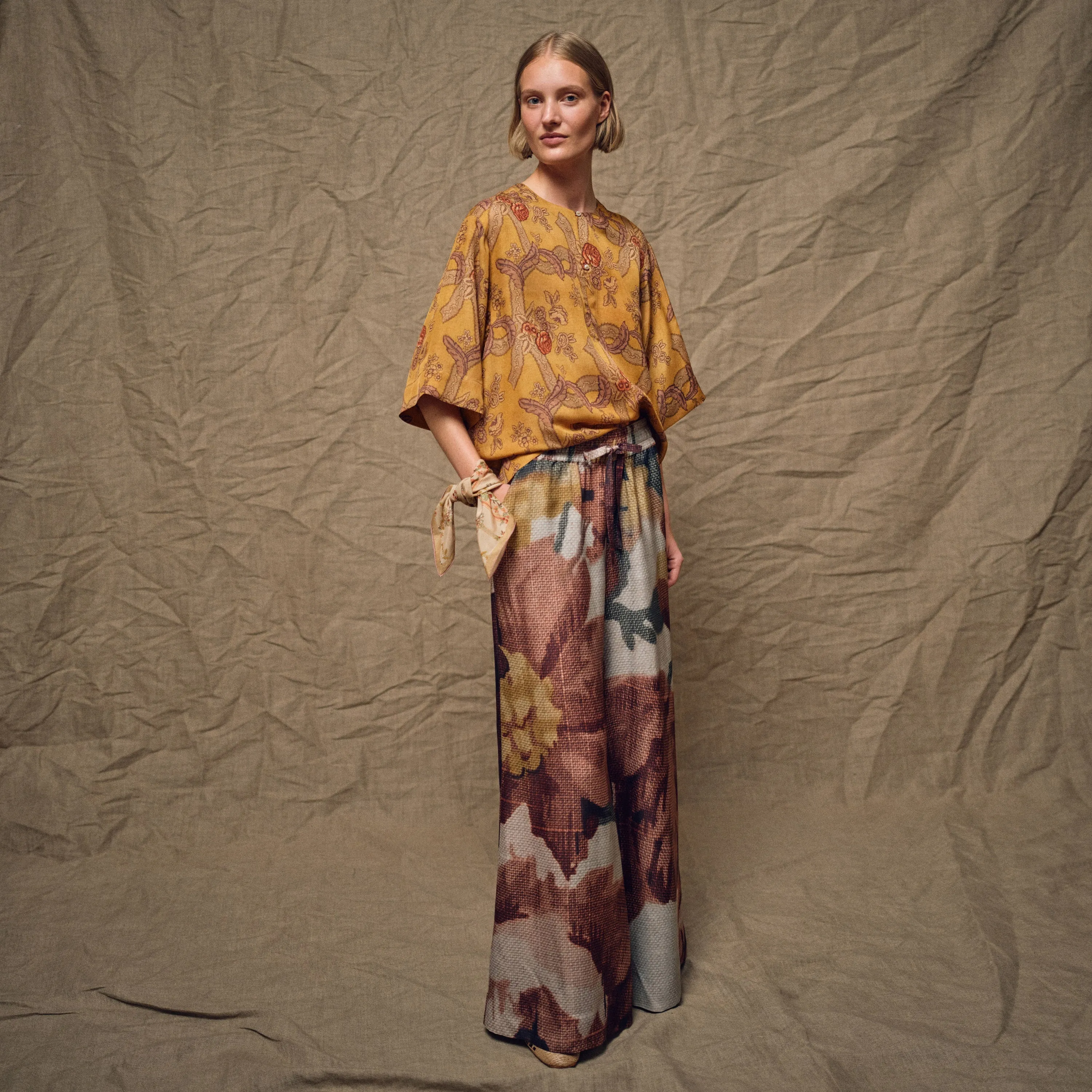 Tapis Noir Cara Palazzo Trousers Dusty